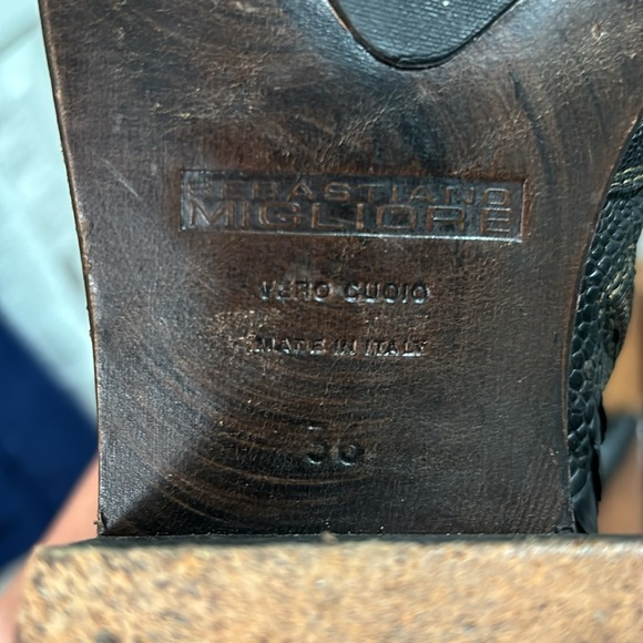 Sebastiano Migliore Italian Leather Reptile-Embossed Ankle Boots | Size 6 - Picture 5 of 5